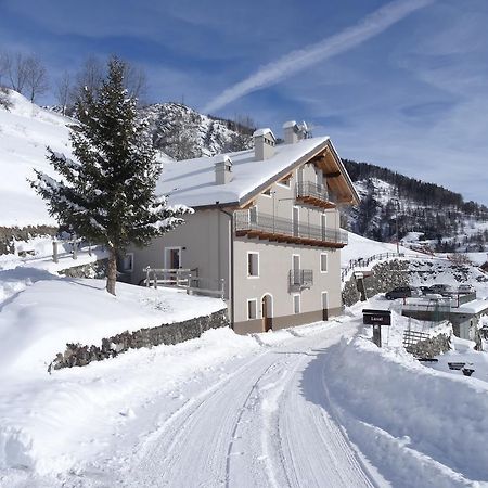 Pays Du Grand St Bernard Villa Saint-Rhemy-En-Bosses Exterior foto